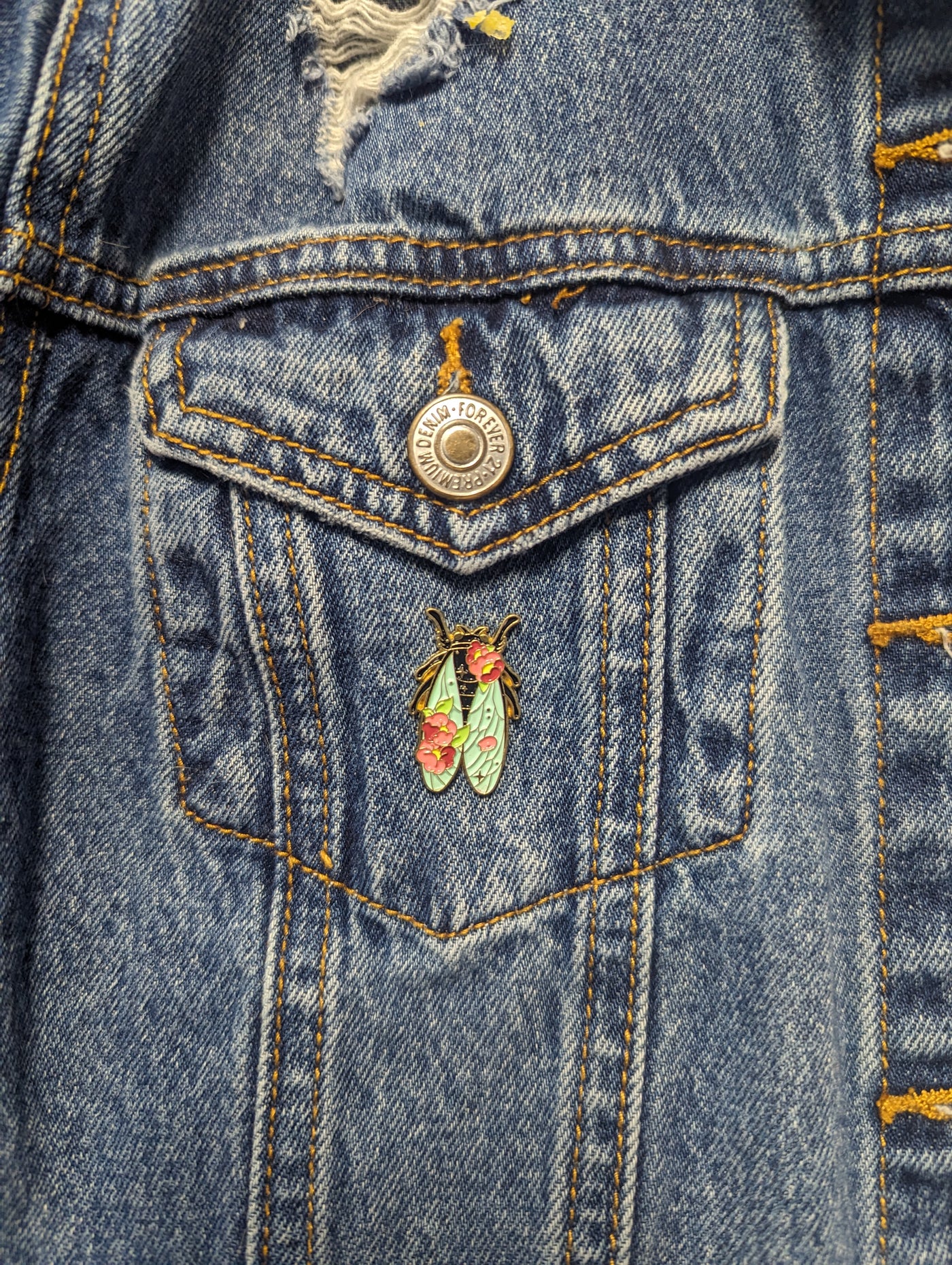 Flower Fly Enamel Pin