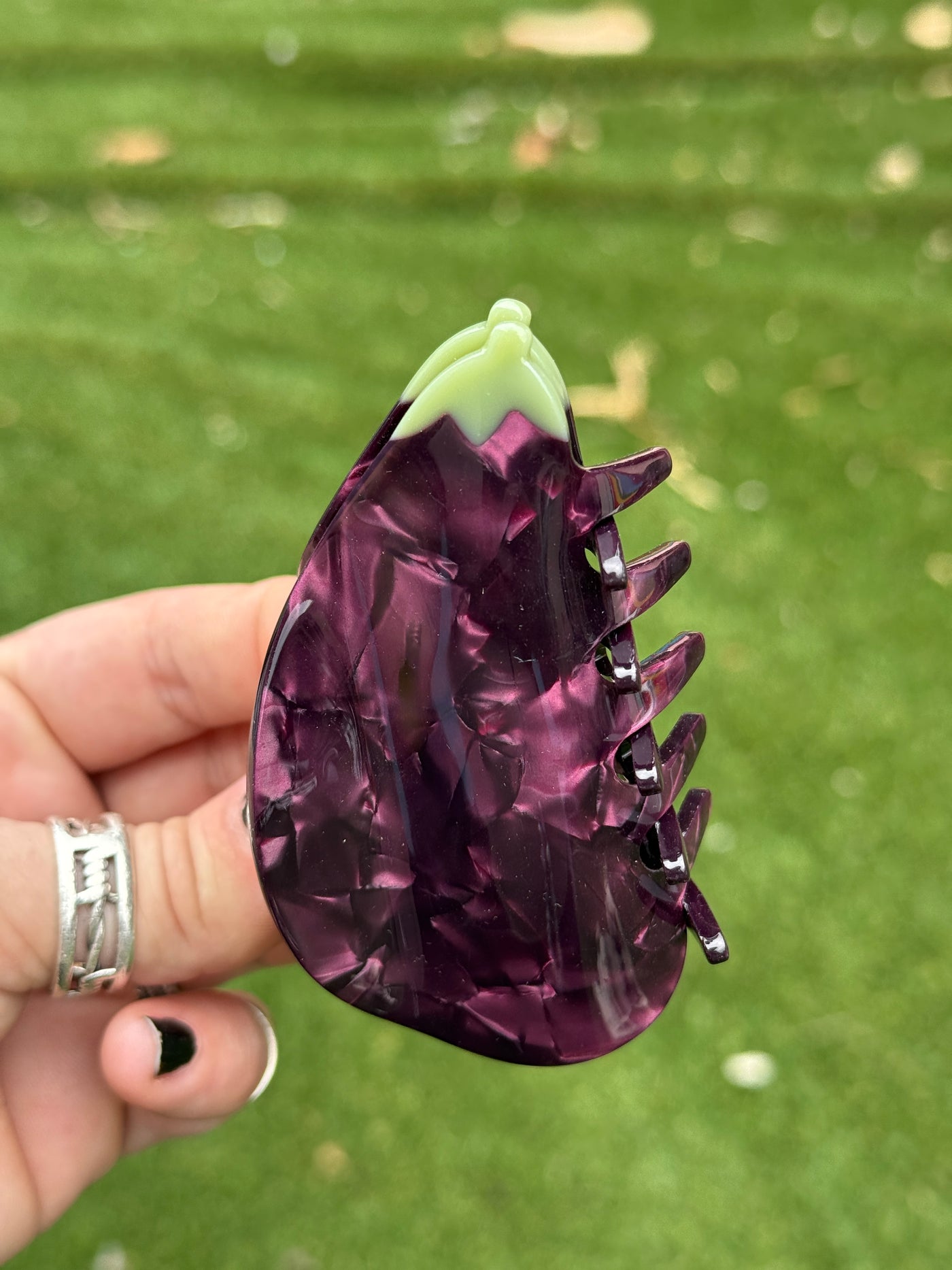 Eggplant Hairclip