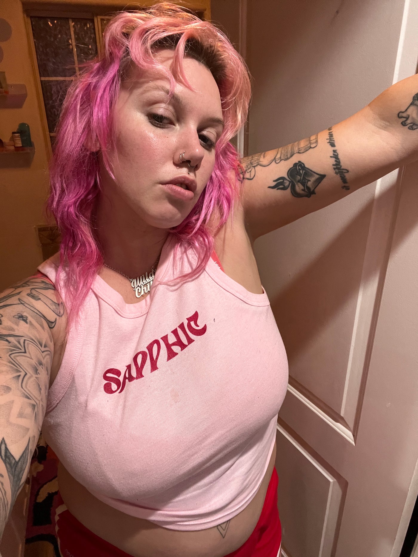 SAPPHIC Shirt pink crop tank top