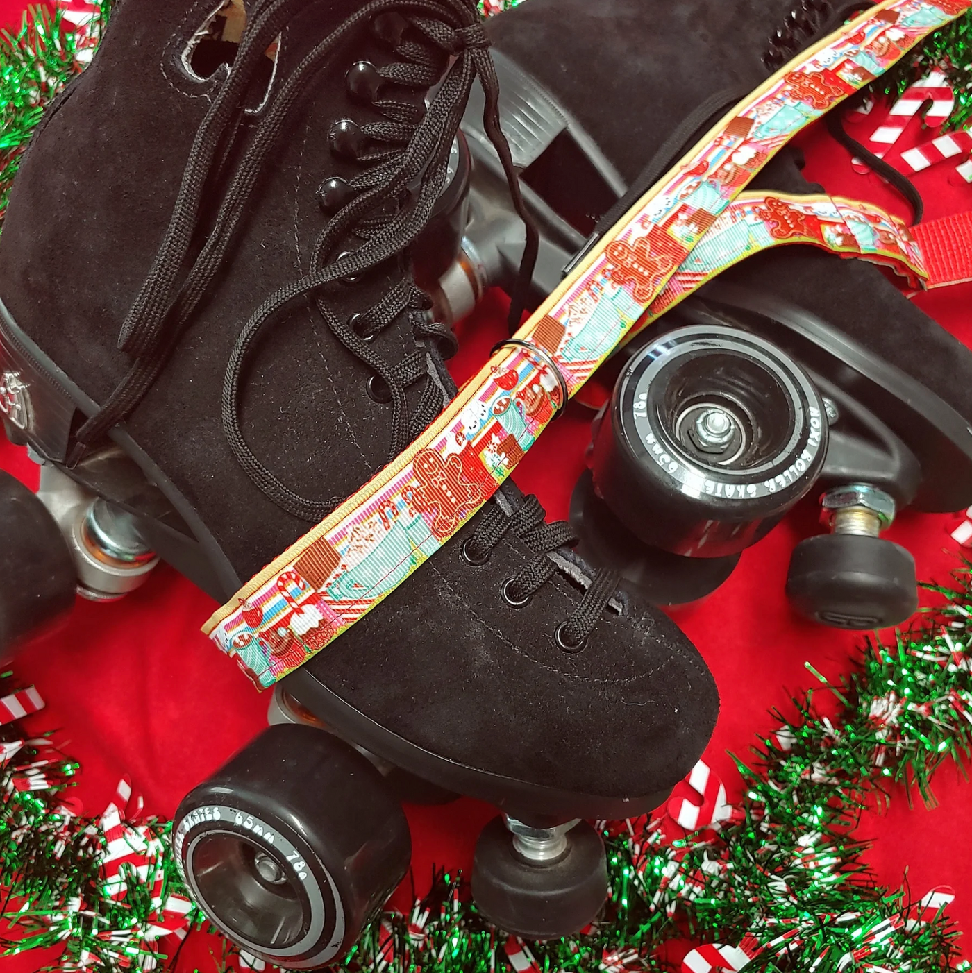 Sweet Christmas Roller Skate Leash with D Rings - Adjustable - Yoga Mat Strap - Skateboard Sling - Artist Sonch Curiosities