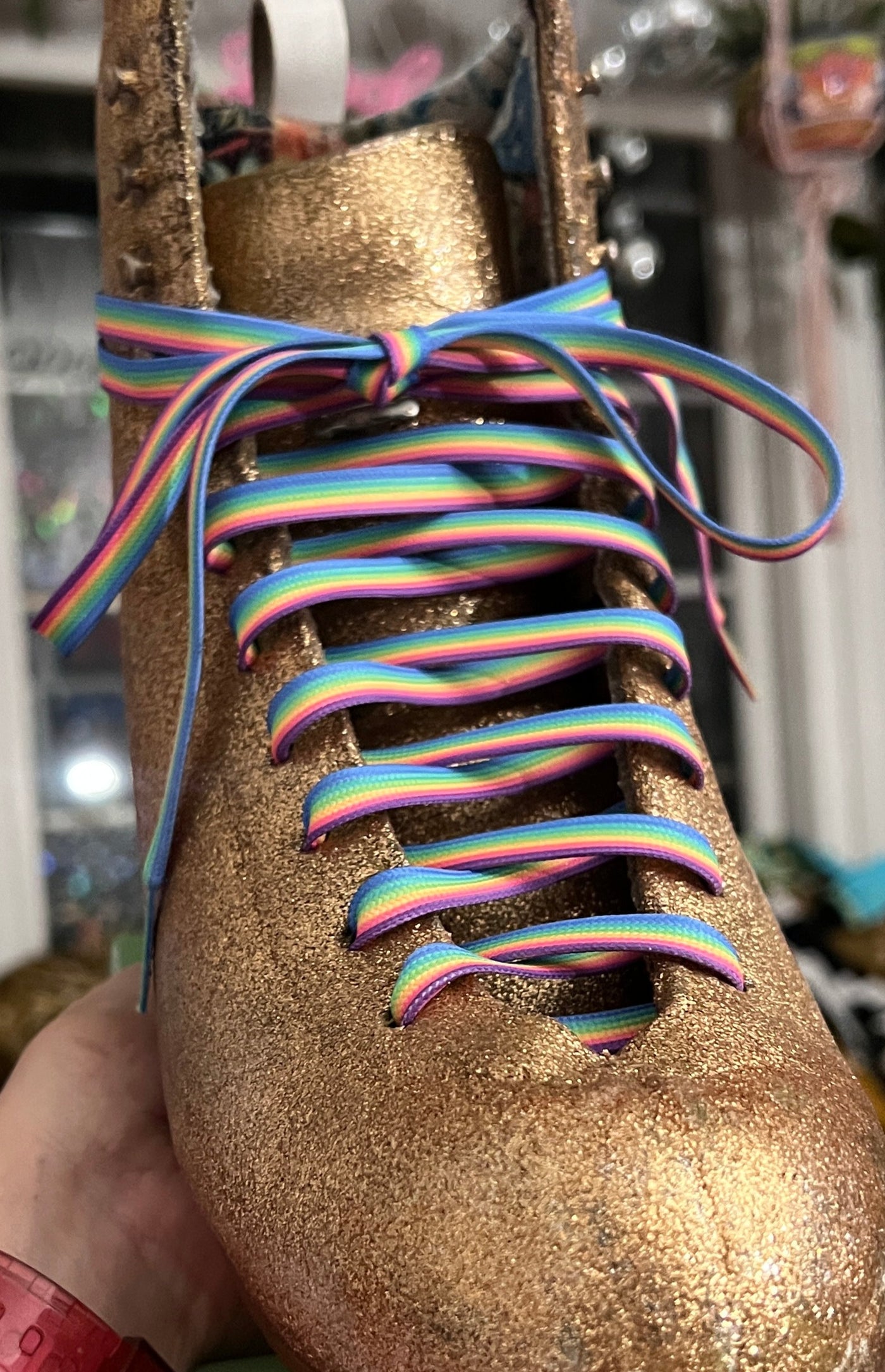 Pastel Rainbow – 96 inch (114 cm) 6MM NARROW STYLE Waxed Shoe and Skate Lace by Derby Laces