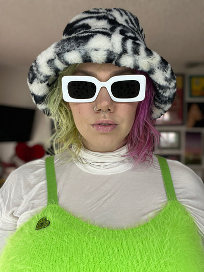 White Betch Full Frame Rectangle Sunglasses